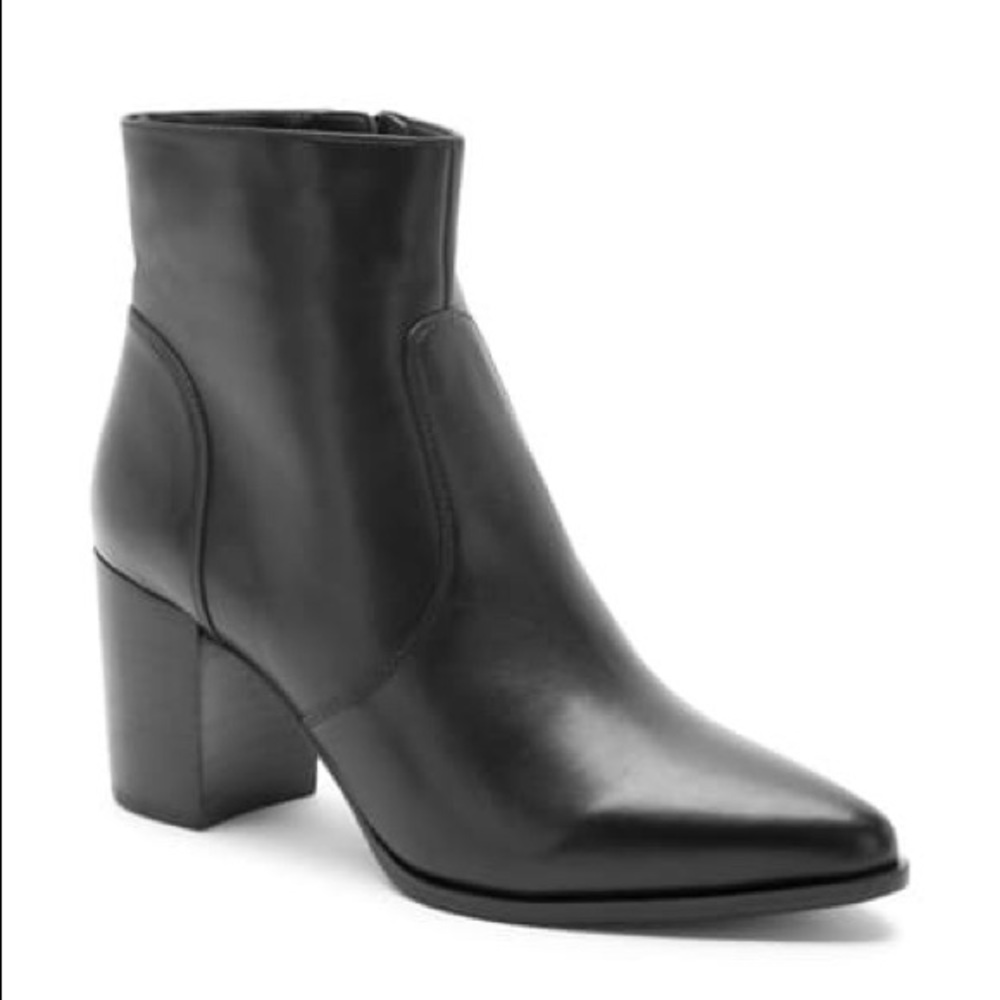 Blondo Tania Waterproof Black Leather Boots NWT